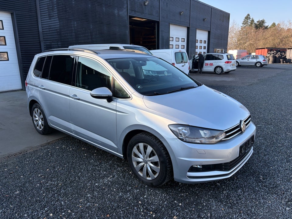 VW Touran 1,6 TDi 115 Comfortline Van 5d