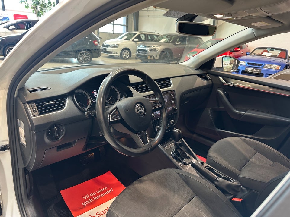 Skoda Octavia 1,6 TDi 115 Style Combi DSG 5d