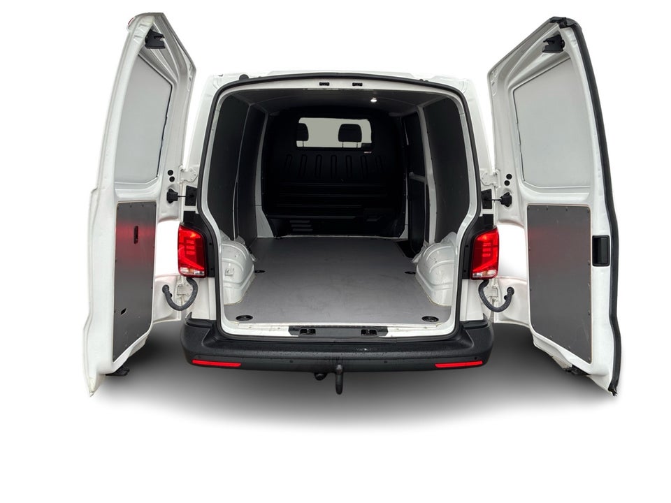 VW Transporter 2,0 TDi 150 Kassevogn DSG lang
