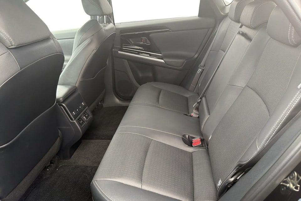 Toyota bZ4X Executive 5d