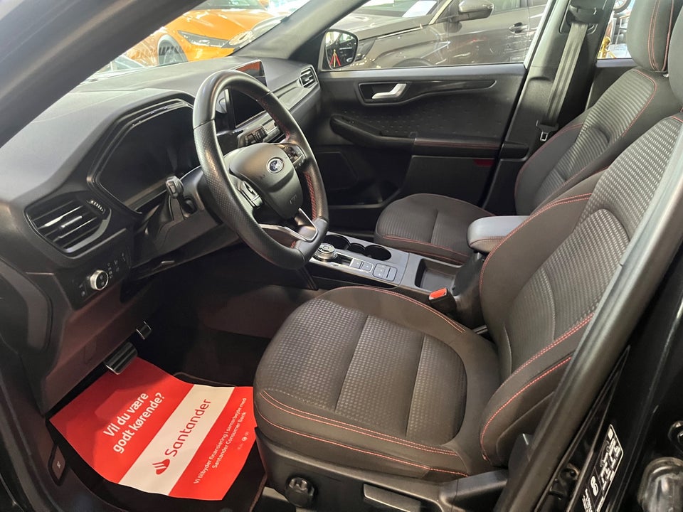 Ford Kuga 2,5 PHEV ST-Line CVT 5d