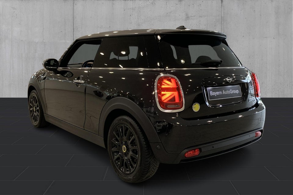 MINI Cooper SE Classic Trim 3d