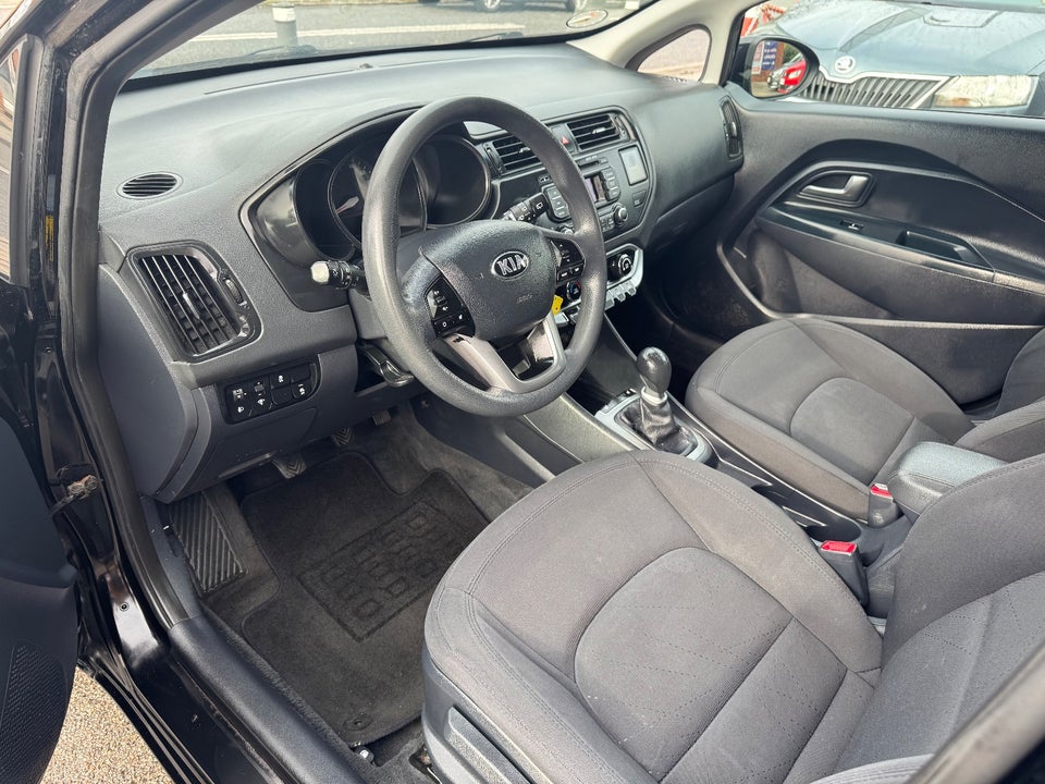 Kia Rio 1,4 CVVT Collect 5d