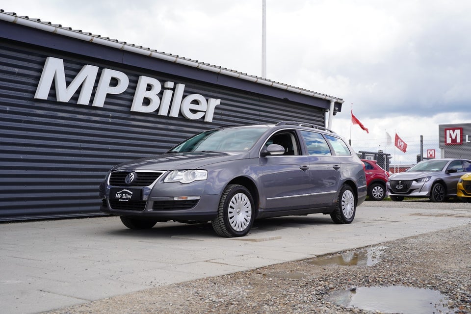 VW Passat 1,6 FSi Comfortline Variant 5d