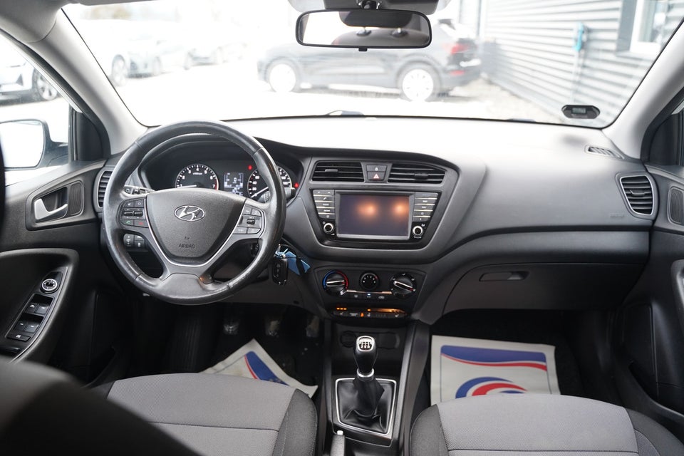 Hyundai i20 1,25 Elegance 5d