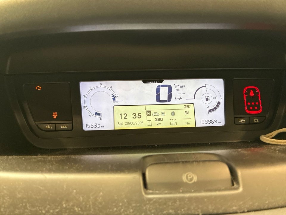 Citroën Grand C4 Picasso 1,8 16V Prestige 7prs 5d