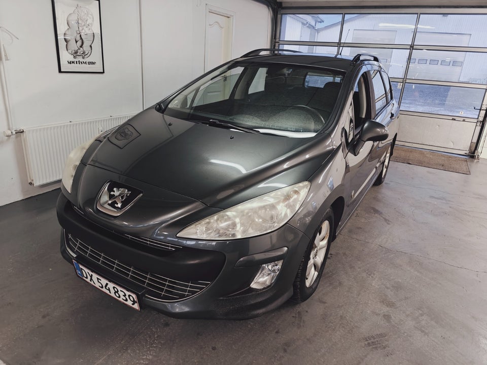 Peugeot 308 1,6 HDi 112 Comfort+ stc. 5d