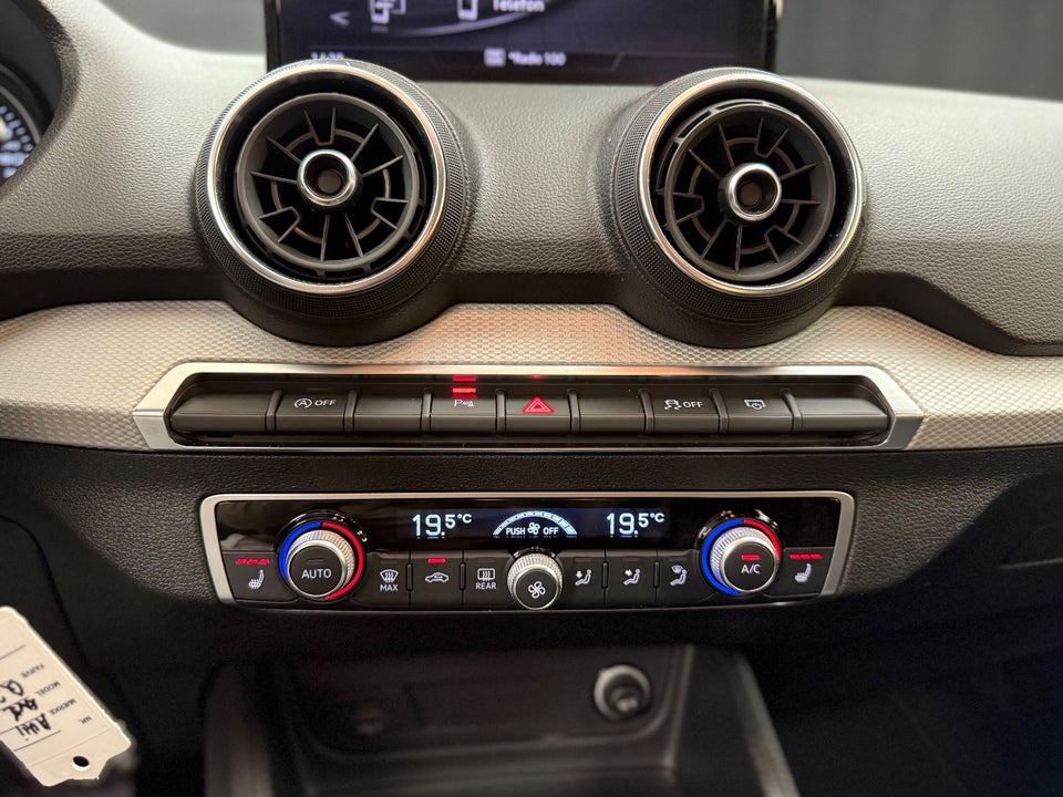 Audi Q2 35 TFSi Prestige S-tr. 5d