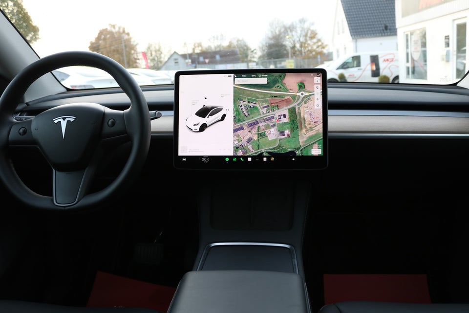 Tesla Model Y RWD 5d