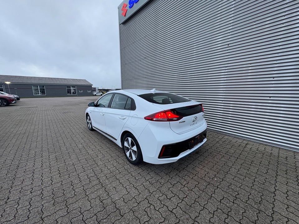Hyundai Ioniq 1,6 PHEV Trend DCT 5d