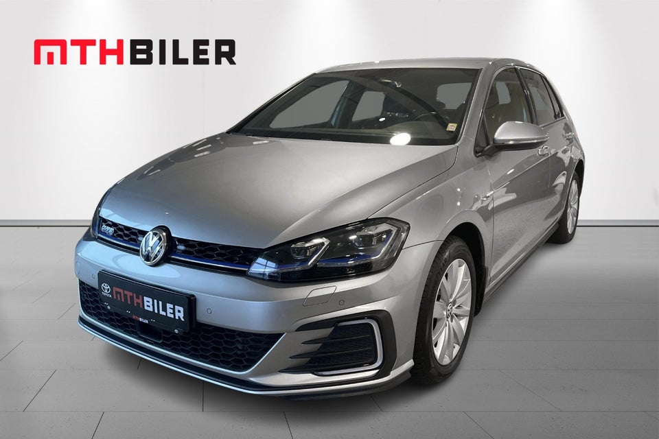 VW Golf VII 1,4 GTE DSG 5d