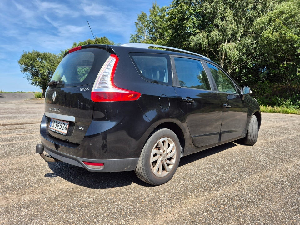 Renault Grand Scenic III 1,2 TCe 130 Paris 7prs 5d