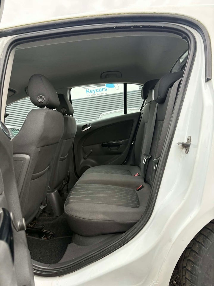 Opel Corsa 1,0 12V Edition 5d