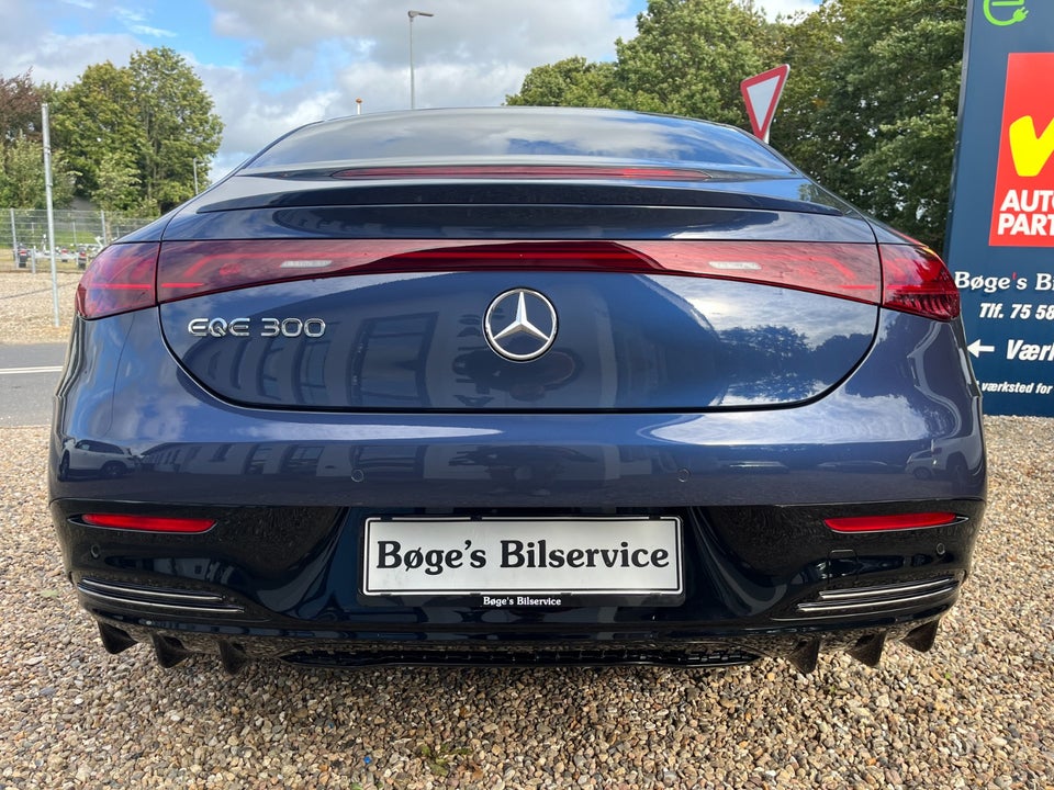Mercedes EQE300 AMG Line 4d