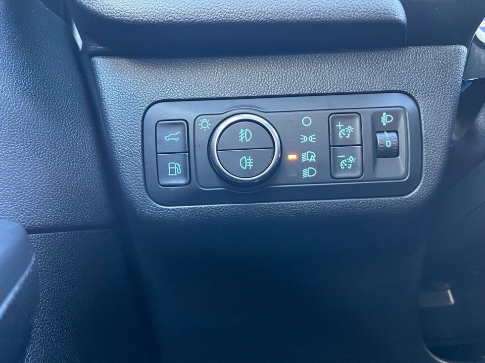 Ford Kuga 2,5 PHEV ST-Line X CVT 5d