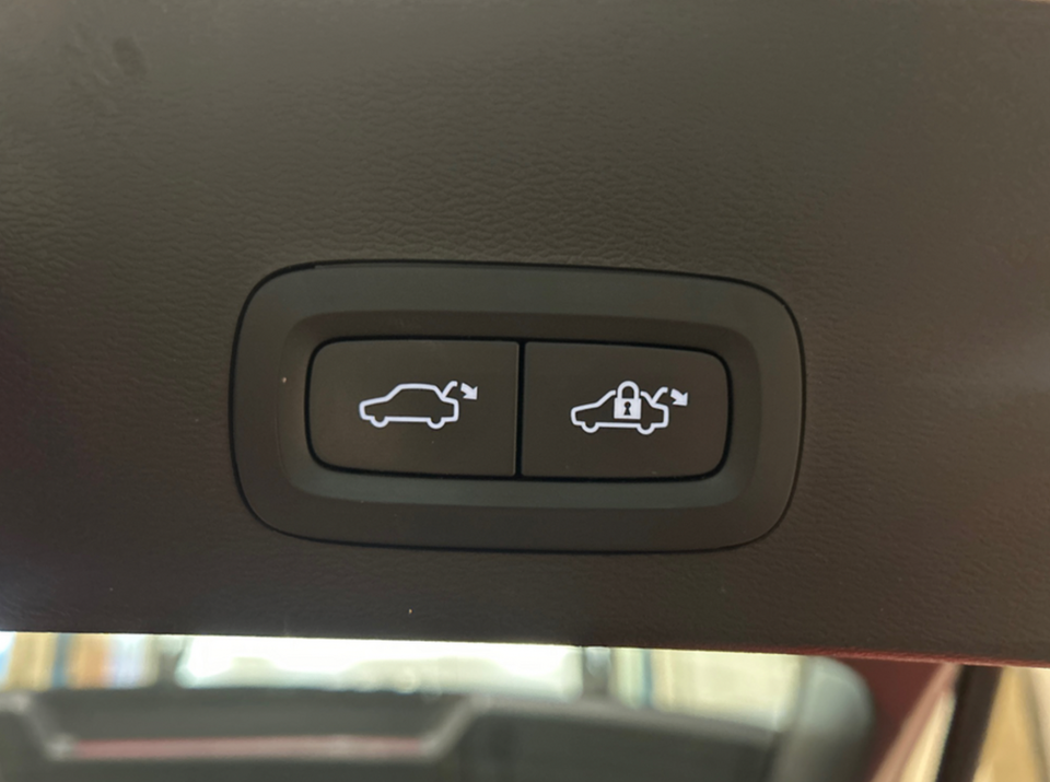 Volvo XC40 P6 ReCharge Core 5d