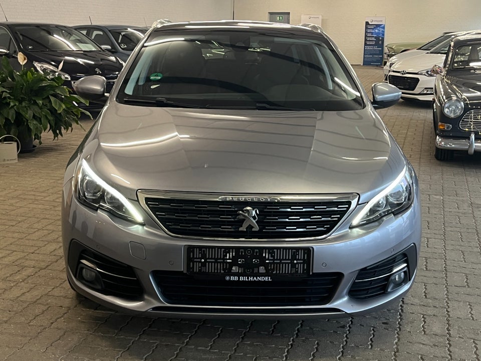 Peugeot 308 1,6 BlueHDi 120 Allure Sky SW 5d