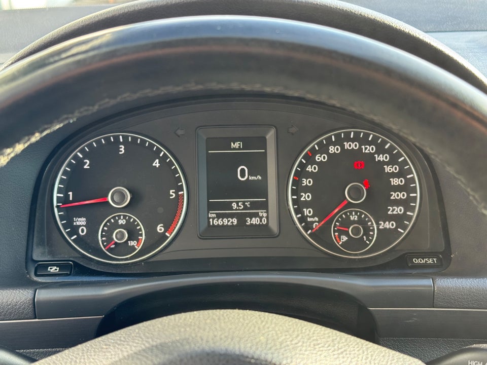 VW Touran 1,6 TDi 105 Comfortline BMT Van 5d