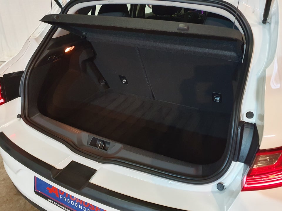 Renault Megane IV 1,2 TCe 130 Zen 5d