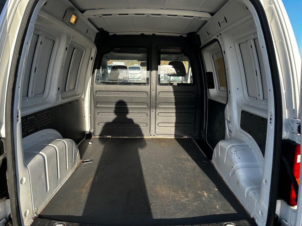 VW Caddy 2,0 TDi 102 BMT Van 4d