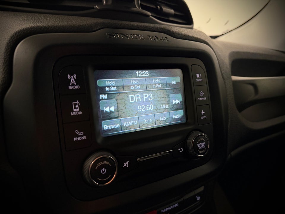 Jeep Renegade 1,6 Longitude 5d