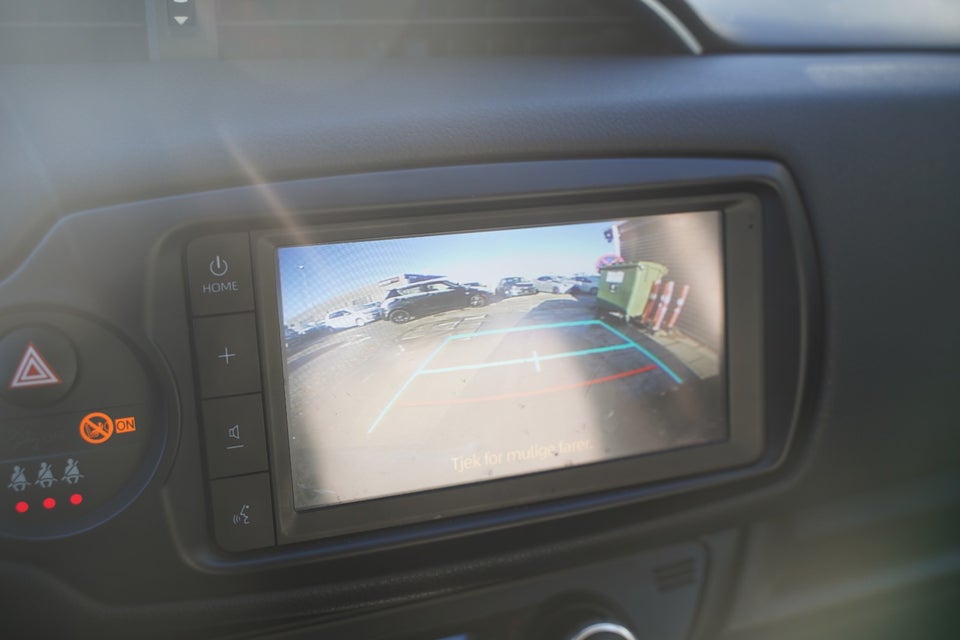 Toyota Yaris 1,5 Hybrid H3 Limited e-CVT 5d