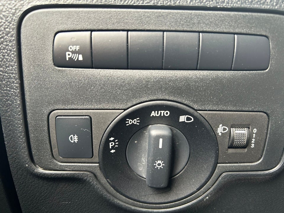 Mercedes Vito 114 2,0 CDi Kassevogn aut. L RWD