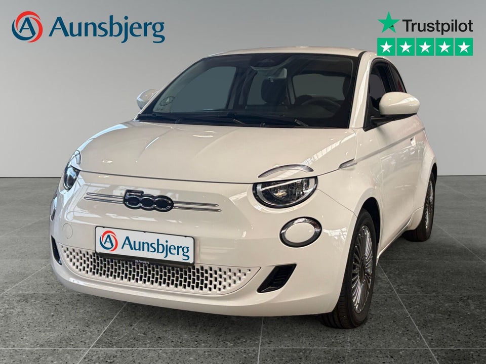 Fiat 500e 42 Icon 3d