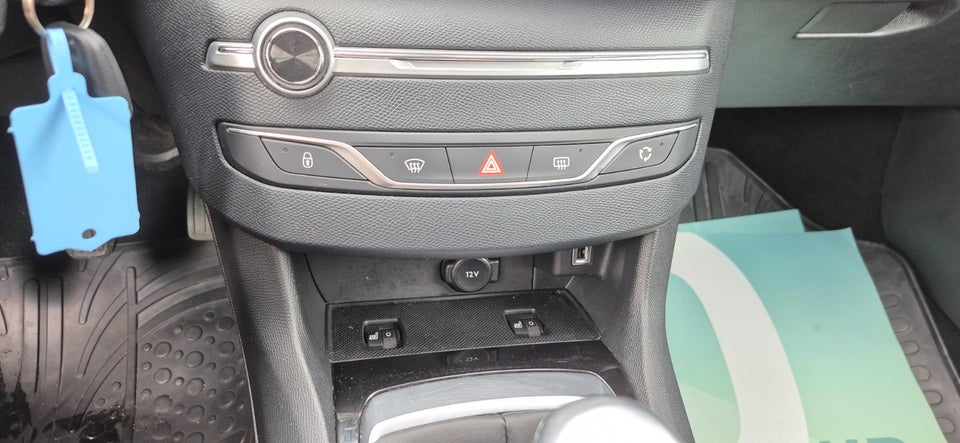 Peugeot 308 1,5 BlueHDi 130 Allure+ SW 5d
