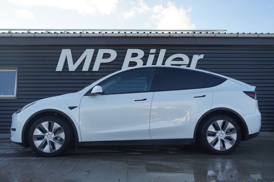 Tesla Model Y Long Range AWD 5d