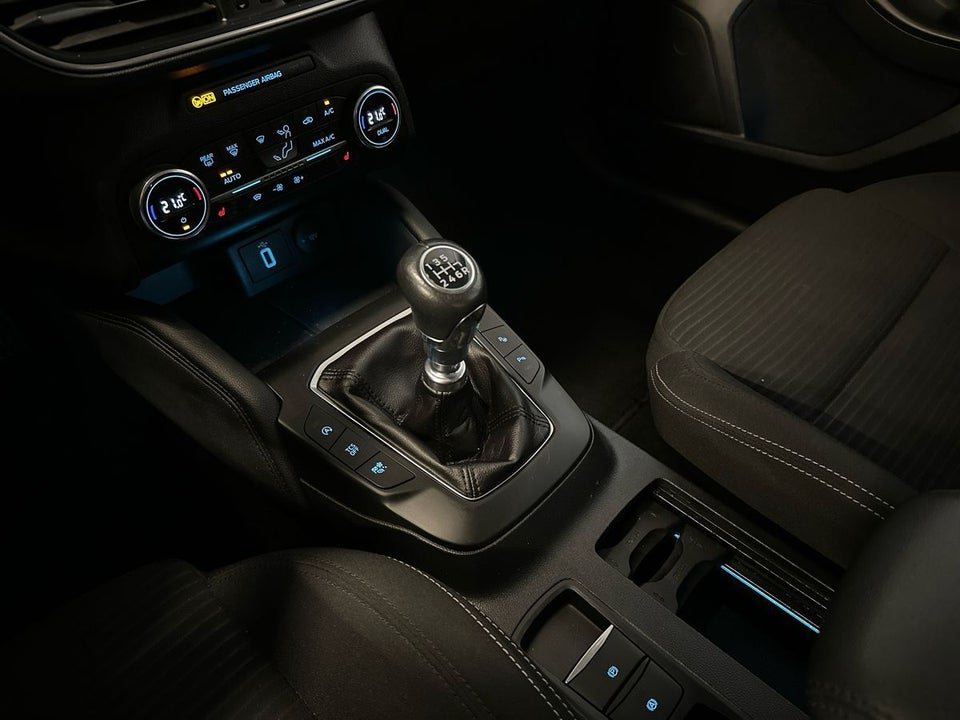 Ford Focus 1,0 EcoBoost Titanium 5d