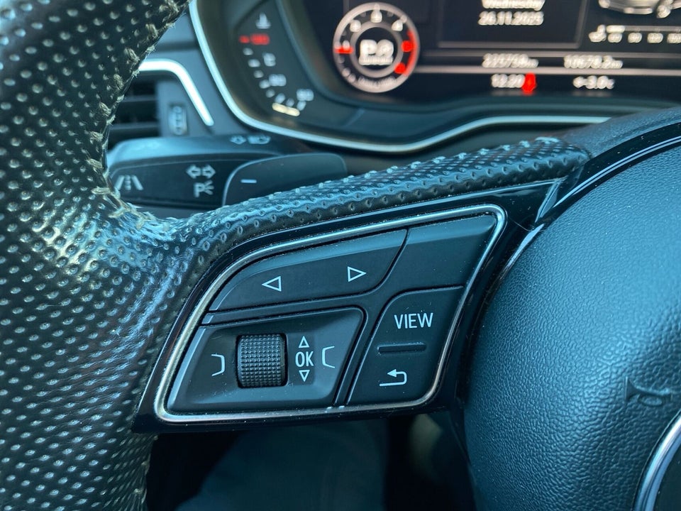 Audi A4 2,0 TDi 190 S-line Avant quattro S-tr. 5d