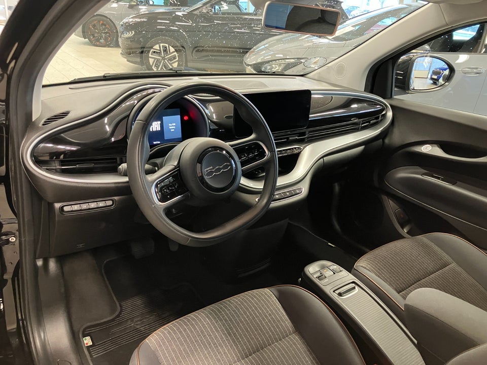 Fiat 500e 42 Icon Cabrio 2d