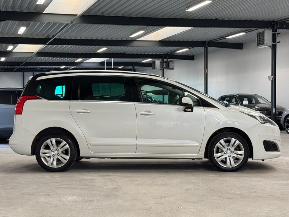 Peugeot 5008 1,6 BlueHDi 120 Allure EAT6 7prs 5d