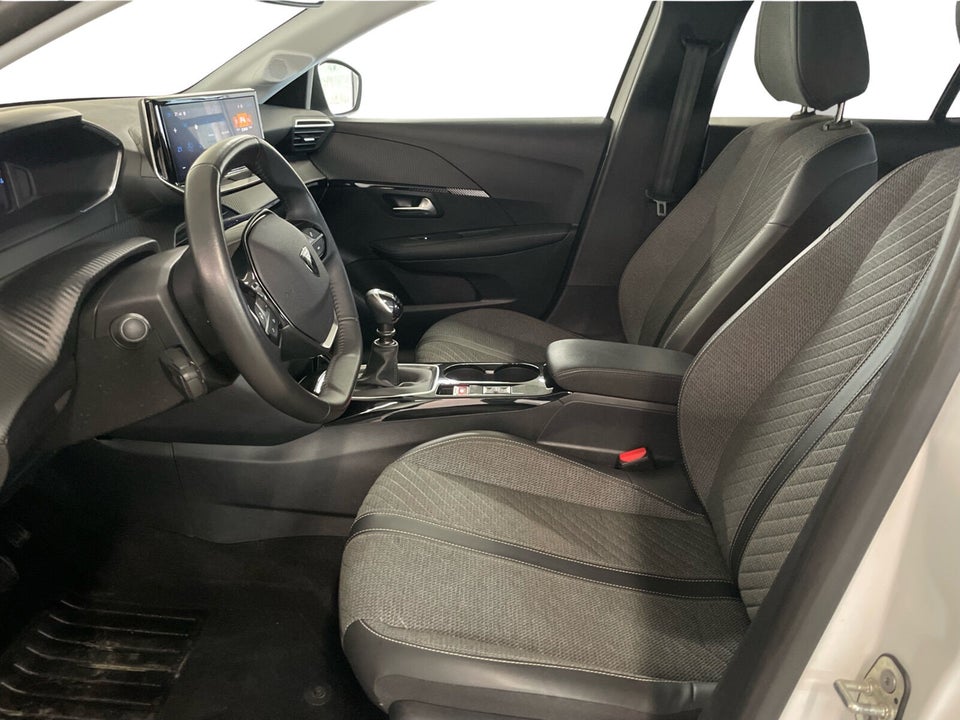 Peugeot 208 1,2 PureTech 100 Allure+ 5d