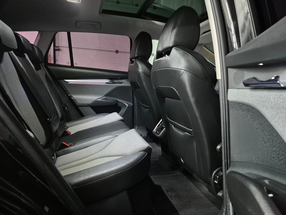 Skoda Enyaq 80 iV Plus 5d