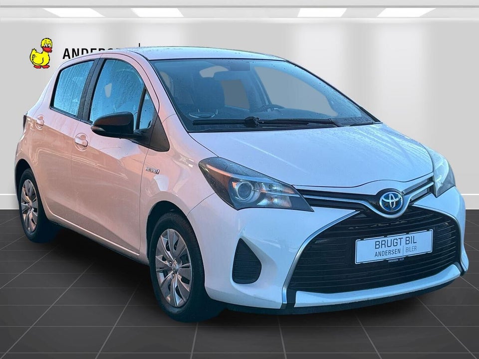 Toyota Yaris 1,5 Hybrid H1 e-CVT 5d