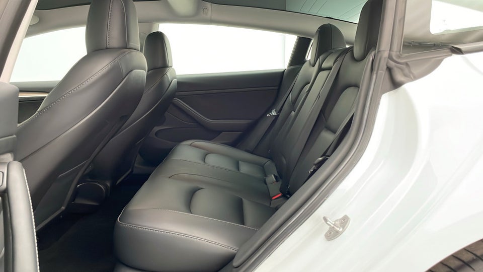 Tesla Model 3 RWD 4d