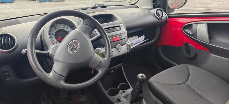Toyota Aygo 1,0 VVT-i T1 5d