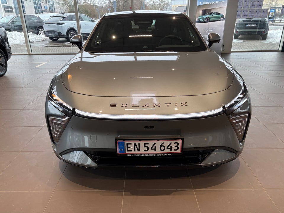 Exlantix ES 77 Ultimate AWD 5d