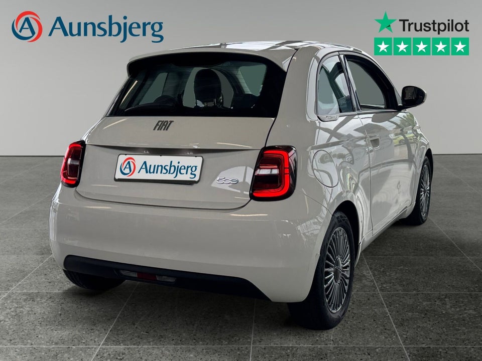 Fiat 500e 42 Icon 3d