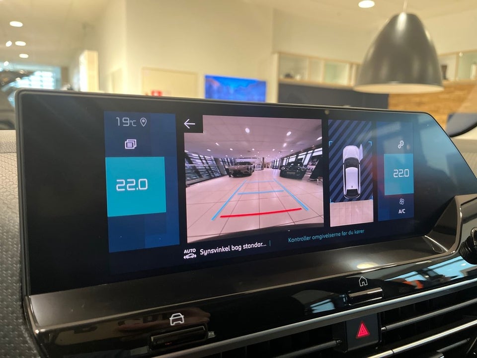 Citroën ë-C4 50 Shine 5d