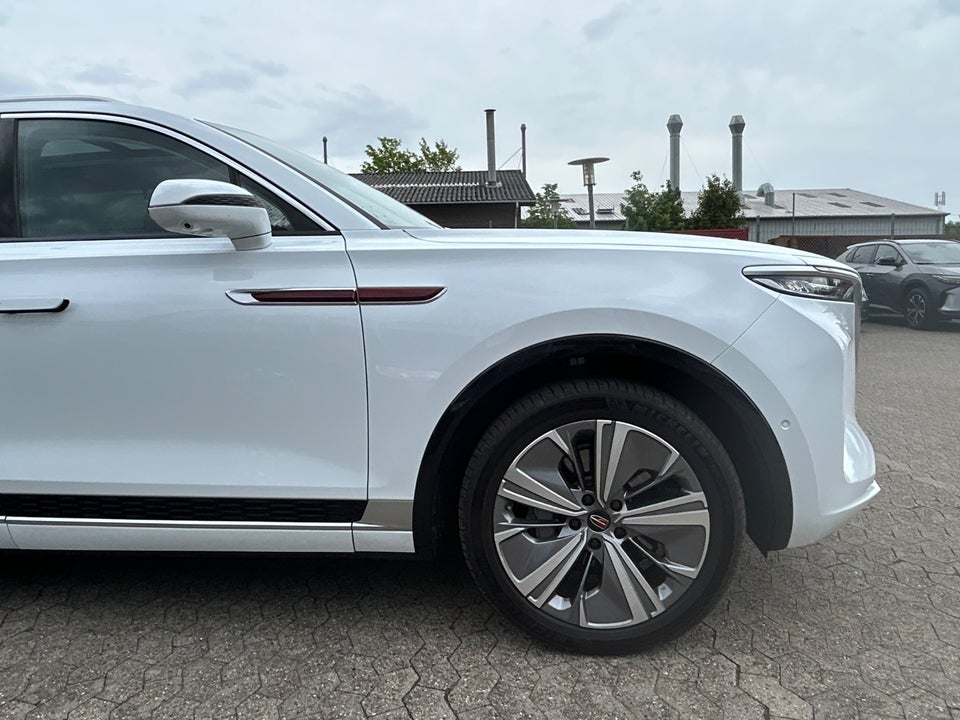 Hongqi E-HS9 99 Premium 5d