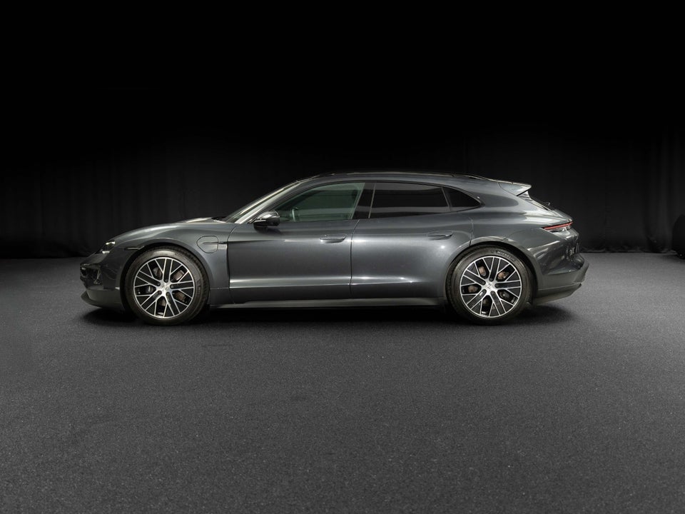 Porsche Taycan Performance+ Sport Turismo 5d