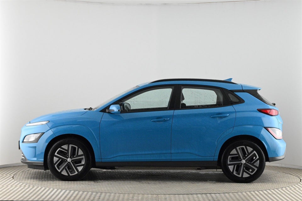 Hyundai Kona 64 EV Essential 5d