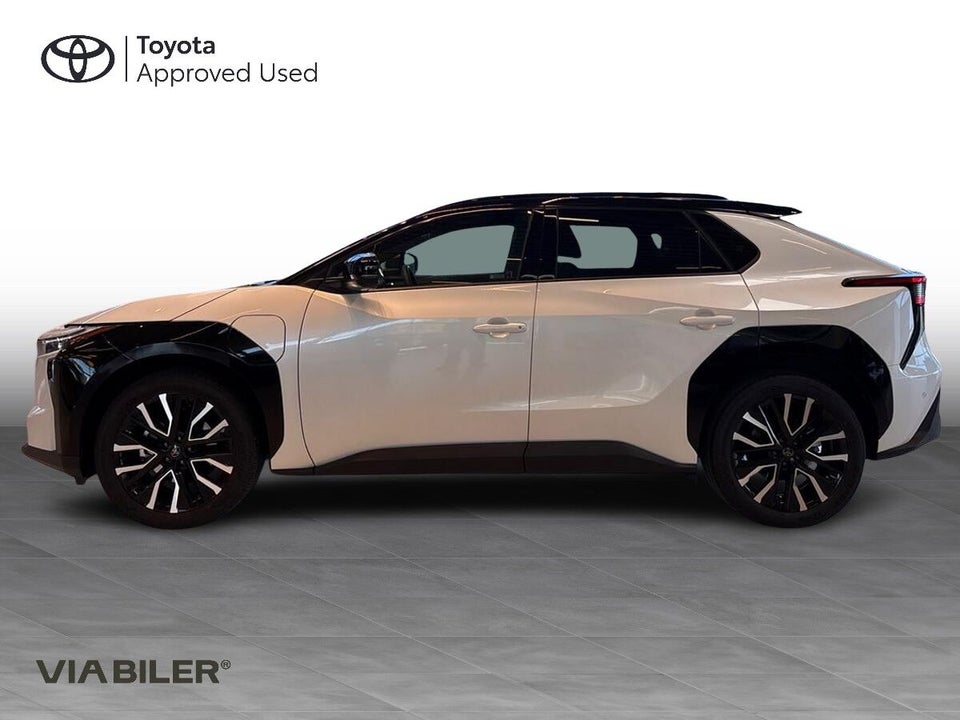 Toyota bZ4X 73 Executive AWD 5d
