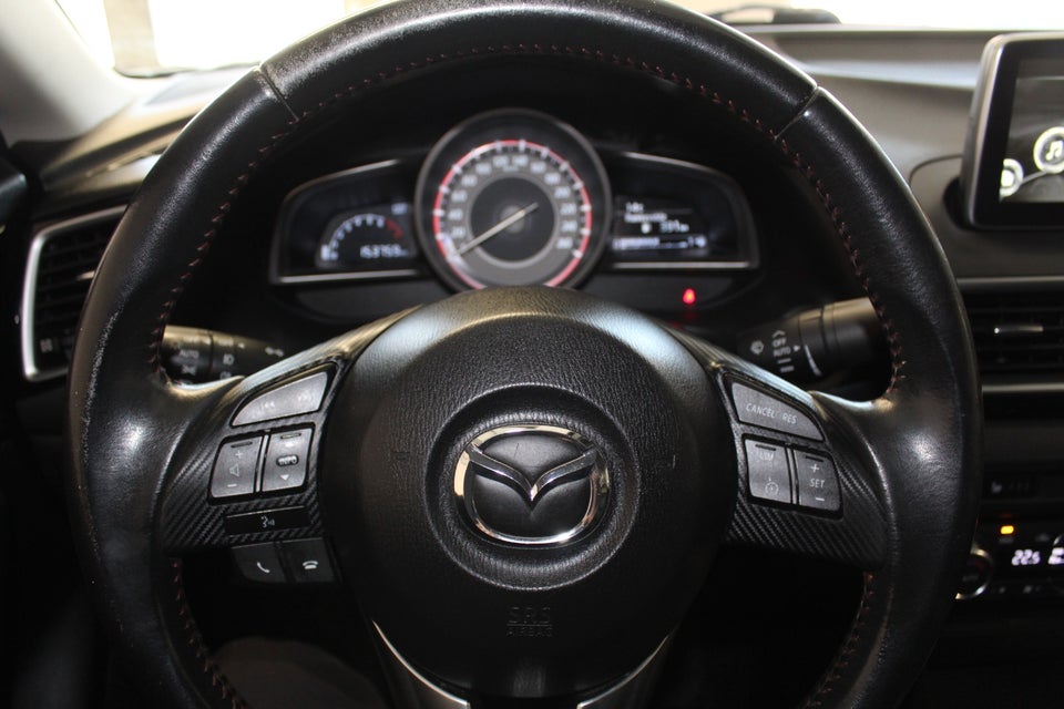 Mazda 3 1,5 SkyActiv-G 100 Vision 4d