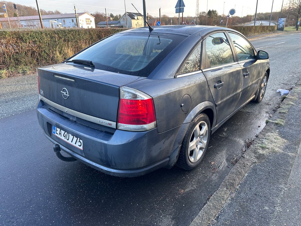 Opel Vectra 1,9 CDTi 150 Elegance 5d