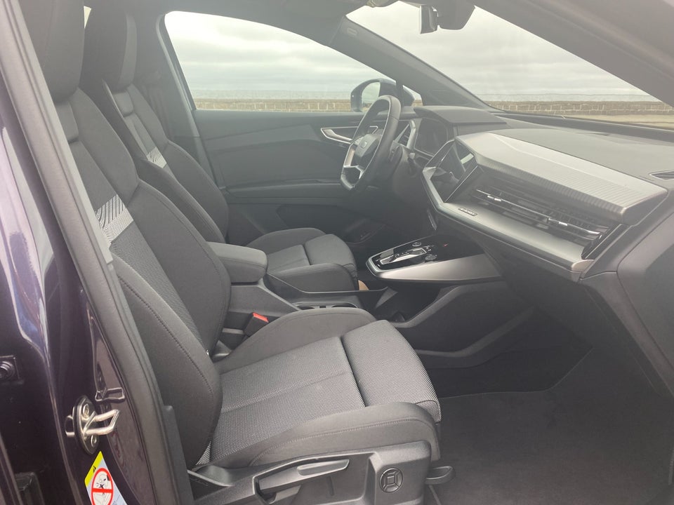 Audi Q4 e-tron 45 S-line 5d