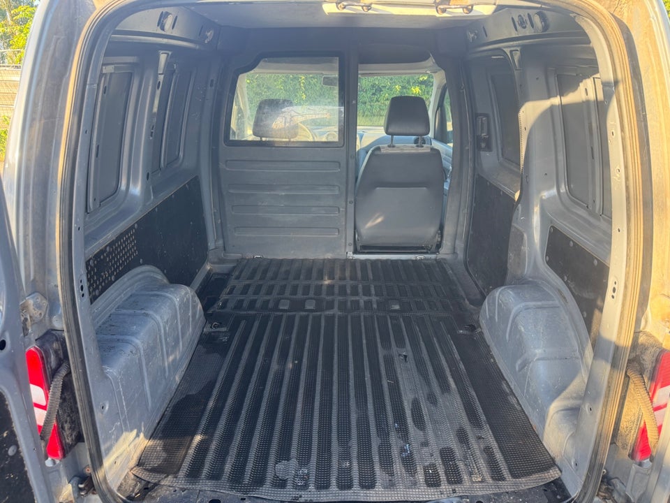 VW Caddy 1,6 TDi 75 Trendline BMT Van 4d